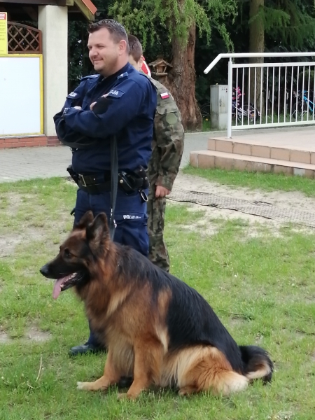 Spotkanie z psem policyjnym Radarem